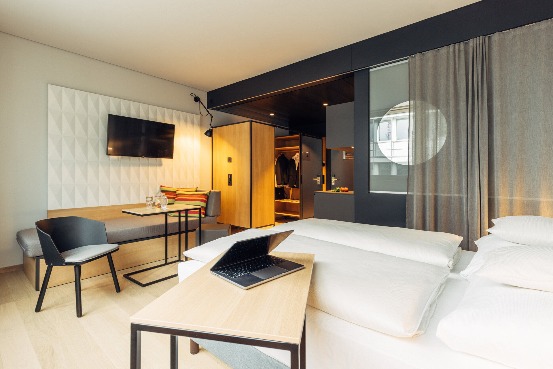 harryshome_limmattal_23_danielzangerl-_045