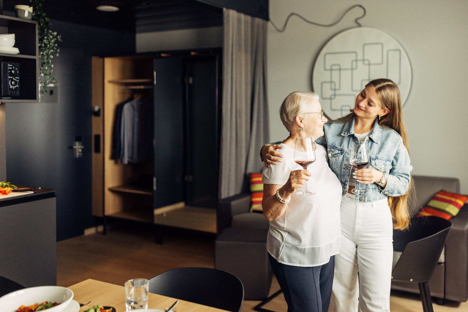 harryshome_limmattal_23_danielzangerl-_148